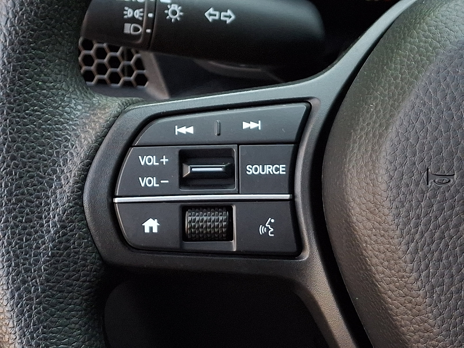 Used 2023 Honda CR-V EX image 22