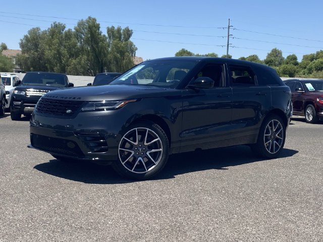 Used 2026 Land Rover Range Rover Velar Dynamic SE AWD/4WD image 2