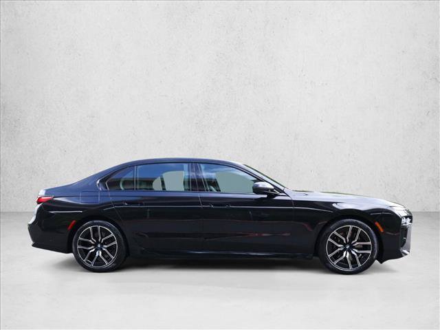 Certified 2025 BMW 740i xDrive AWD/4WD image 5