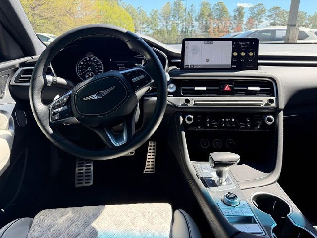 Used 2025 Genesis G70 3.3T Advanced w/ Sport Prestige Package image 5