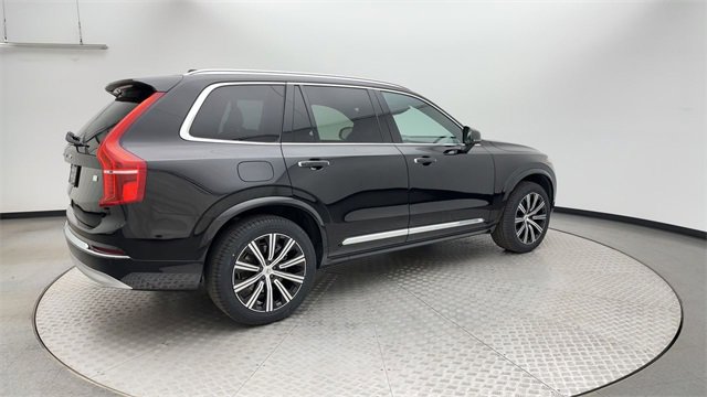 Certified 2022 Volvo XC90 T8 Inscription image 2