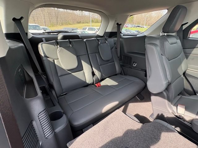 New 2026 Ford Explorer Active w/ Active Comfort Package AWD/4WD image 34