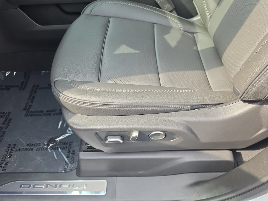 New 2026 GMC Sierra 1500 Denali AWD/4WD image 15