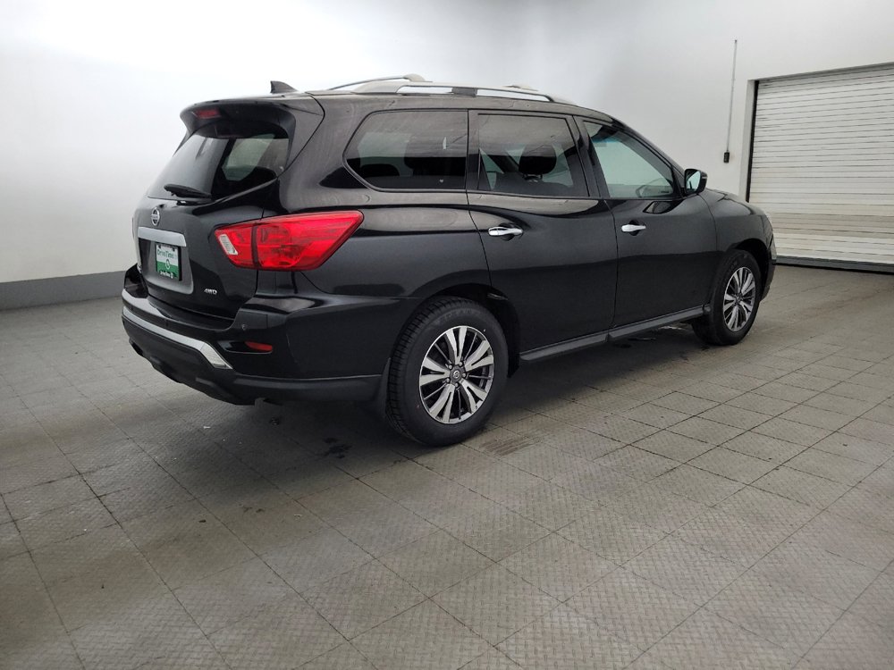 Used 2019 Nissan Pathfinder S AWD/4WD image 10