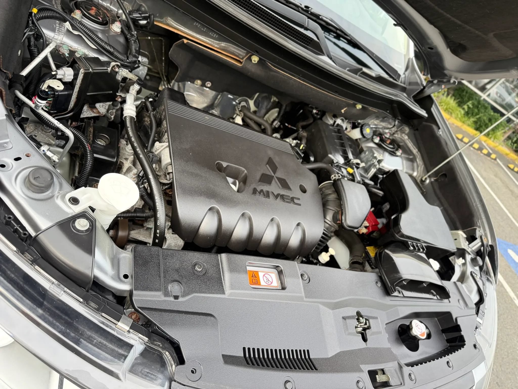 Used 2020 Mitsubishi Outlander ES FWD image 38