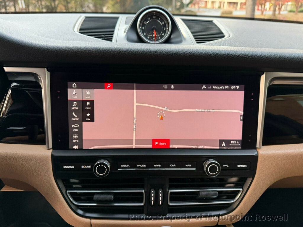 Used 2019 Porsche Macan AWD/4WD image 22
