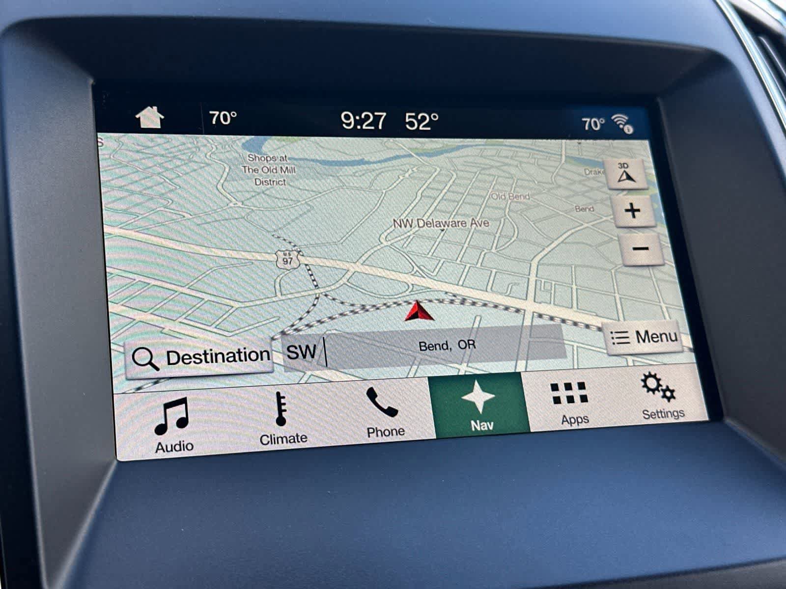 Used 2018 Ford Edge Titanium w/ Ford Safe & Smart Package AWD/4WD image 19