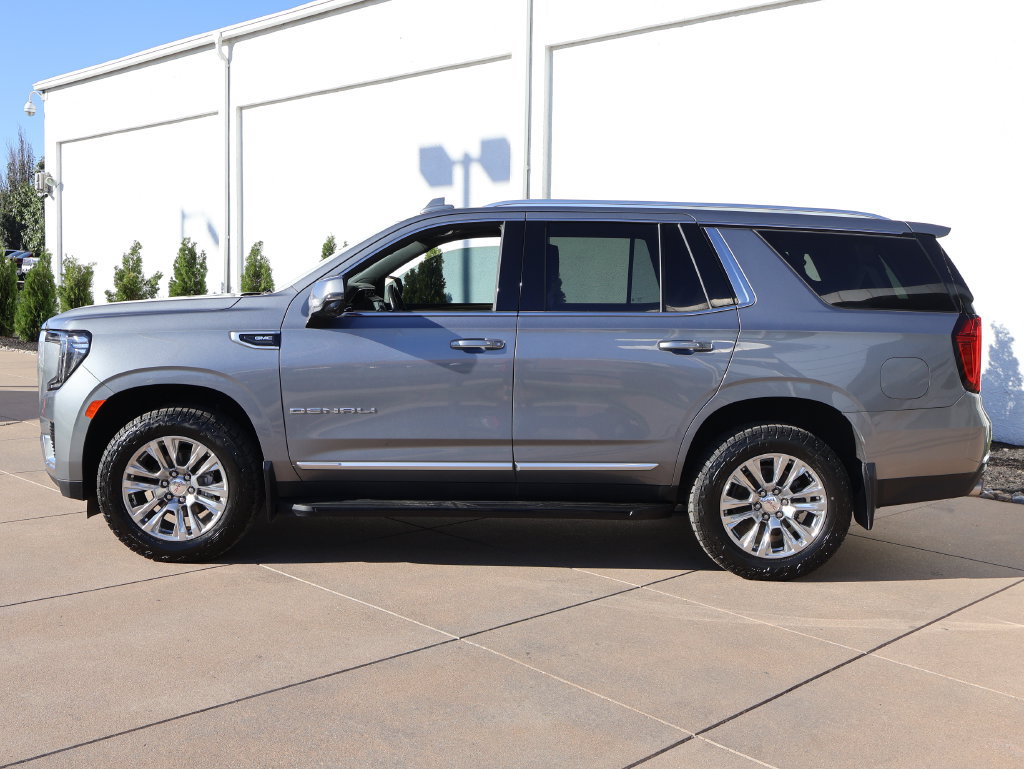 Used 2021 GMC Yukon Denali AWD/4WD image 4