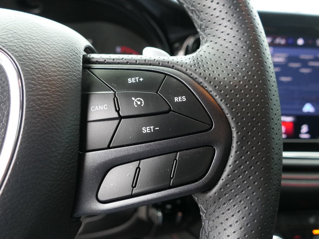 Used 2025 Dodge Durango R/T w/ Blacktop Package AWD/4WD image 14