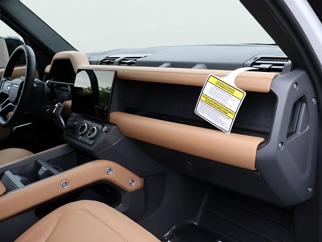 New 2026 Land Rover Defender 110 X-Dynamic SE AWD/4WD image 9