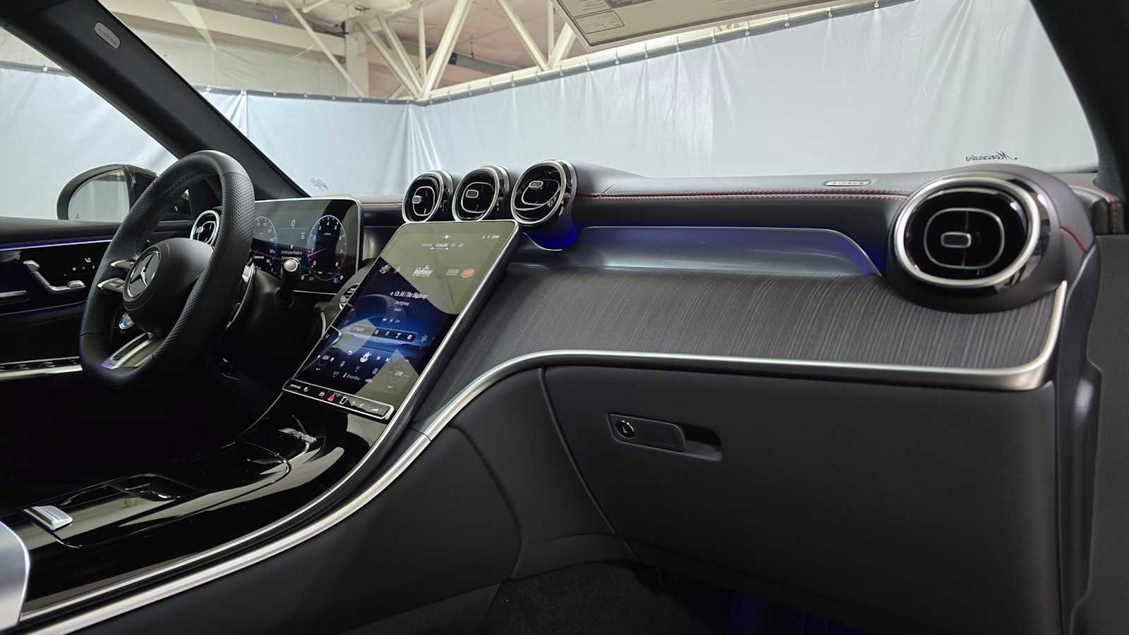 New 2026 Mercedes-Benz GLC 43 AMG 4MATIC image 12