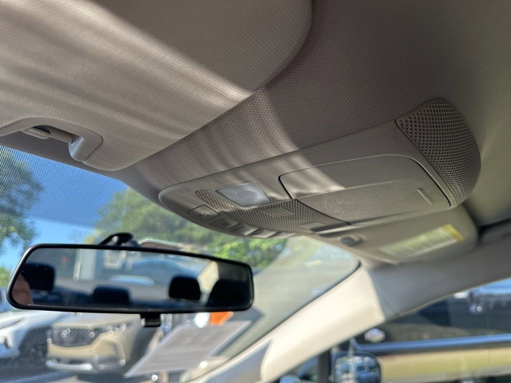 Used 2018 Ford Fusion SE FWD image 17