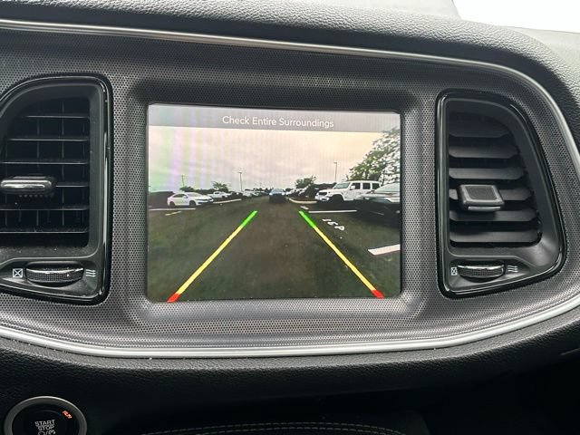 Used 2016 Dodge Challenger R/T Scat Pack w/ Leather Interior Group RWD image 31