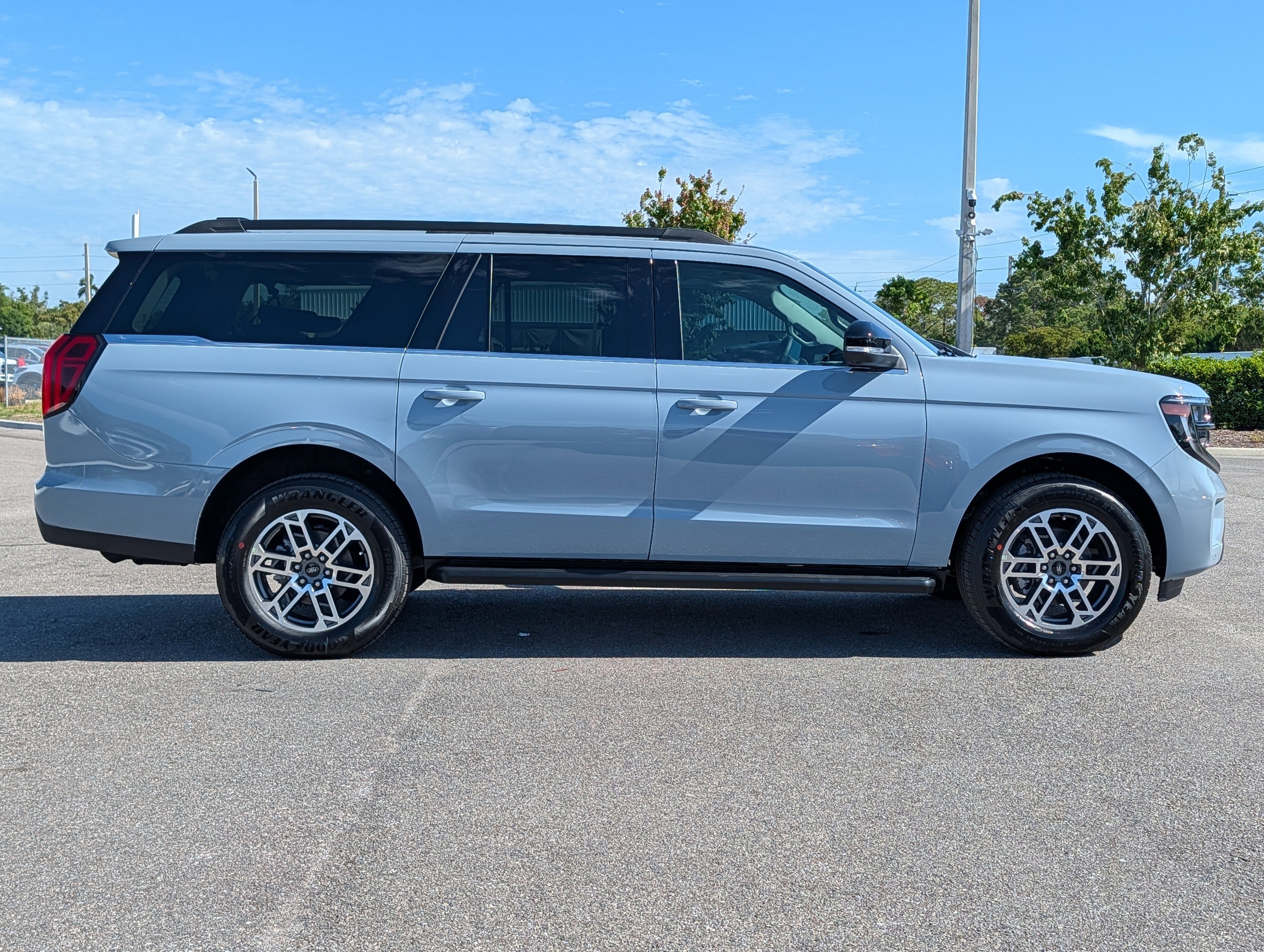 New 2026 Ford Expedition Max Active image 3