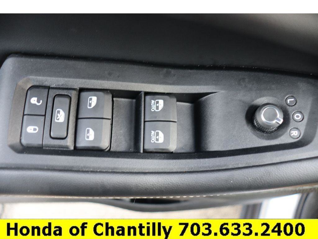 Used 2024 Jeep Grand Cherokee Altitude image 22