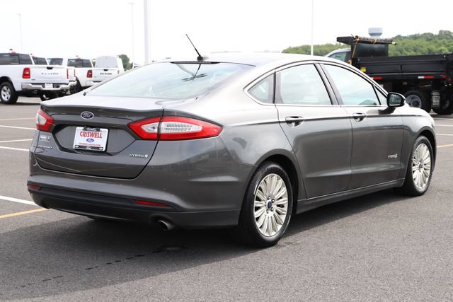 Used 2015 Ford Fusion SE w/ Equipment Group 502A FWD image 6