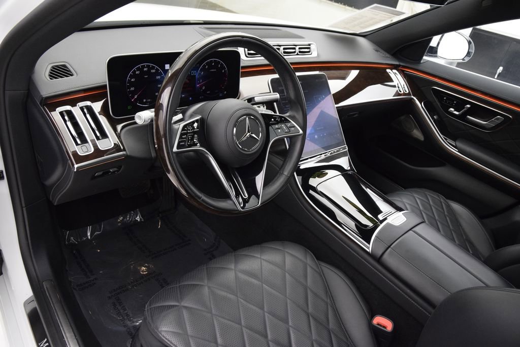 Used 2025 Mercedes-Benz S 580 4MATIC Sedan image 21