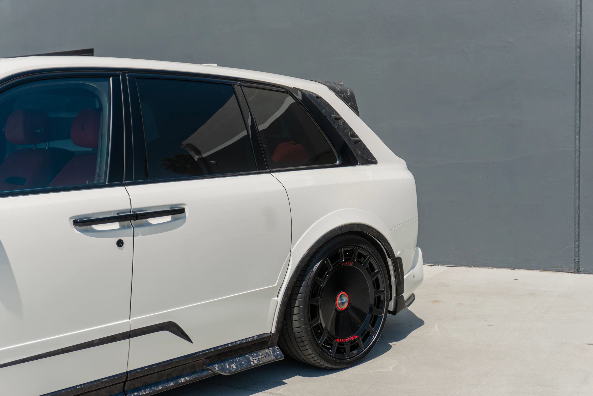 Used 2026 Rolls-Royce Cullinan AWD/4WD image 41