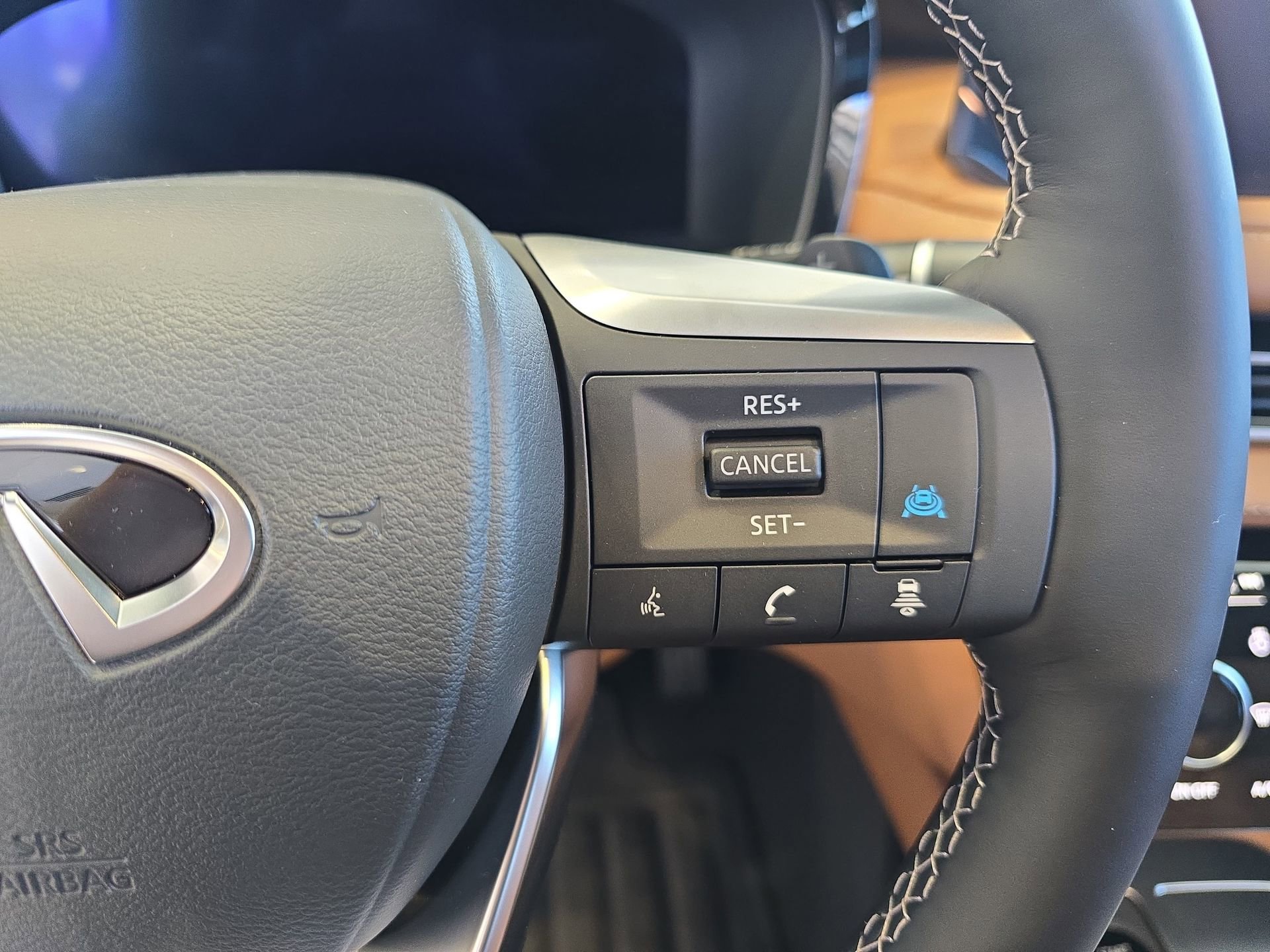 New 2026 INFINITI QX60 Autograph w/ Dark Cargo Package image 18