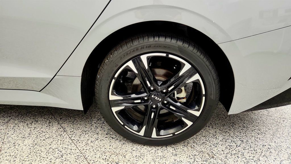 Used 2023 Kia K5 GT-Line FWD image 9