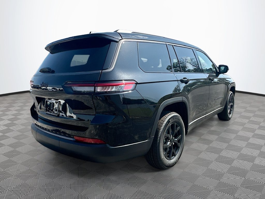 New 2026 Jeep Grand Cherokee L 4WD image 10