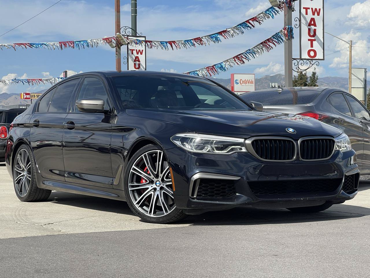 Used 2018 BMW M550i xDrive AWD/4WD image 3