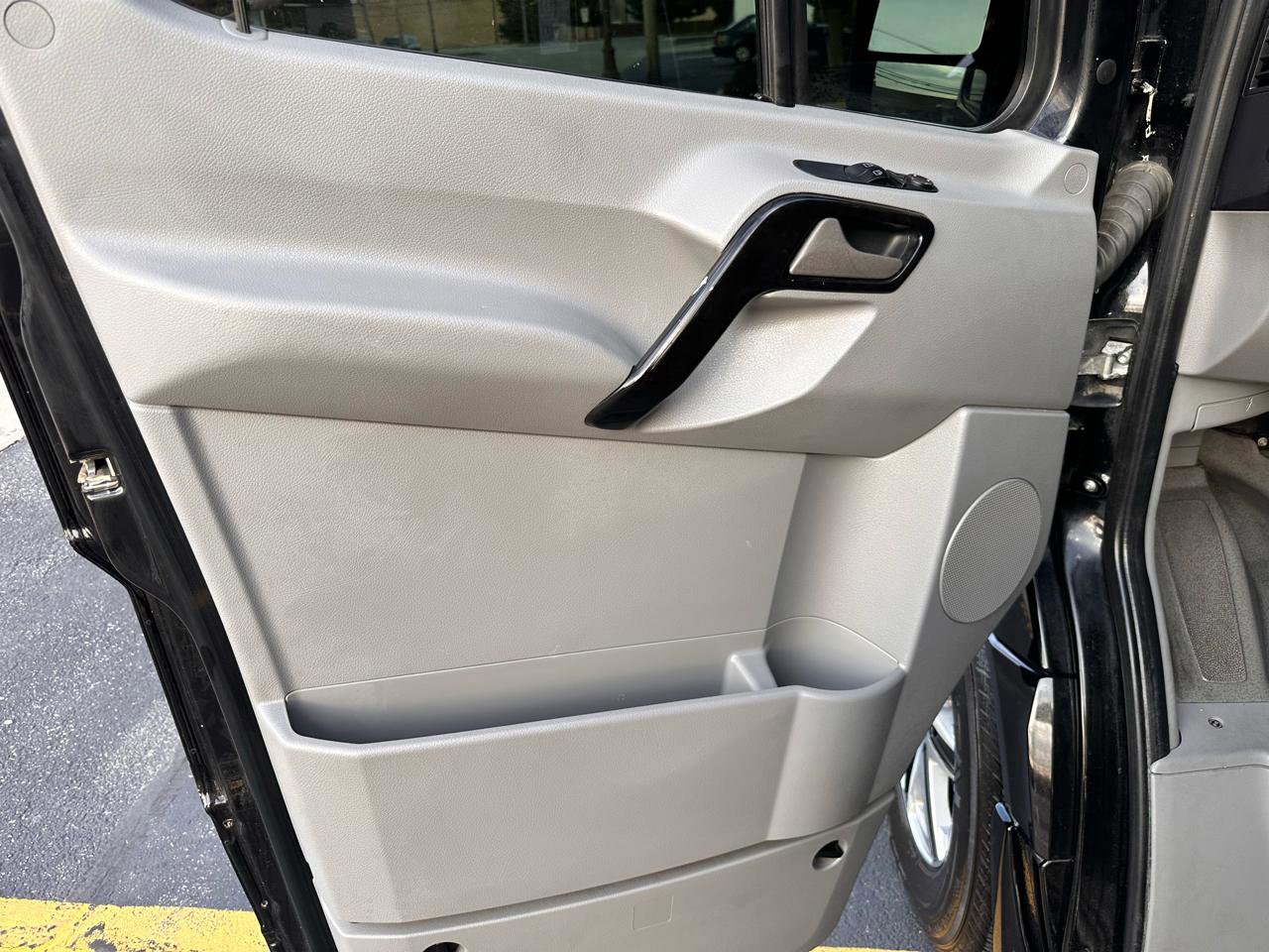 Used 2015 Mercedes-Benz Sprinter 2500 w/ Active Safety Plus Package image 36