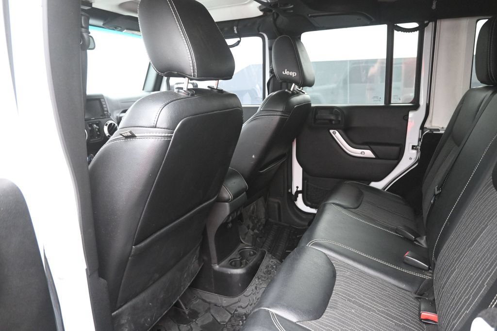 Used 2015 Jeep Wrangler Unlimited Sport AWD/4WD image 23