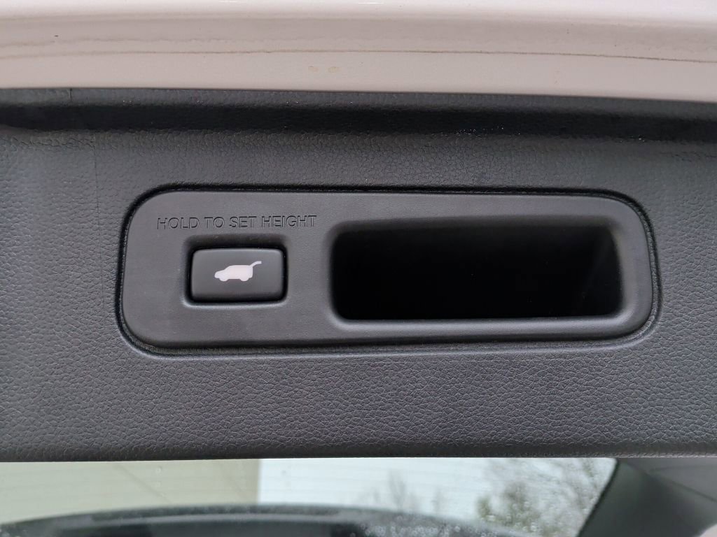 Certified 2024 Honda Pilot EX-L image 10