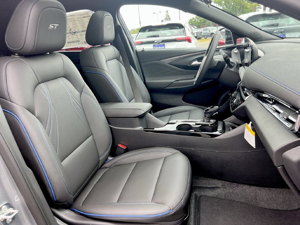 New 2026 Buick Envista Sport Touring w/ Convenience I Package FWD image 23