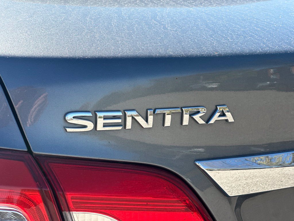 Used 2018 Nissan Sentra SV FWD image 7