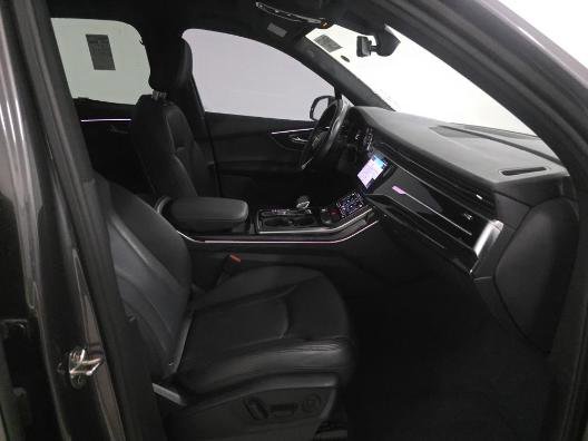 Used 2022 Audi Q7 3.0T Premium Plus w/ Premium Plus Package AWD/4WD image 8