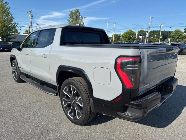 New 2024 GMC Sierra EV Denali image 4