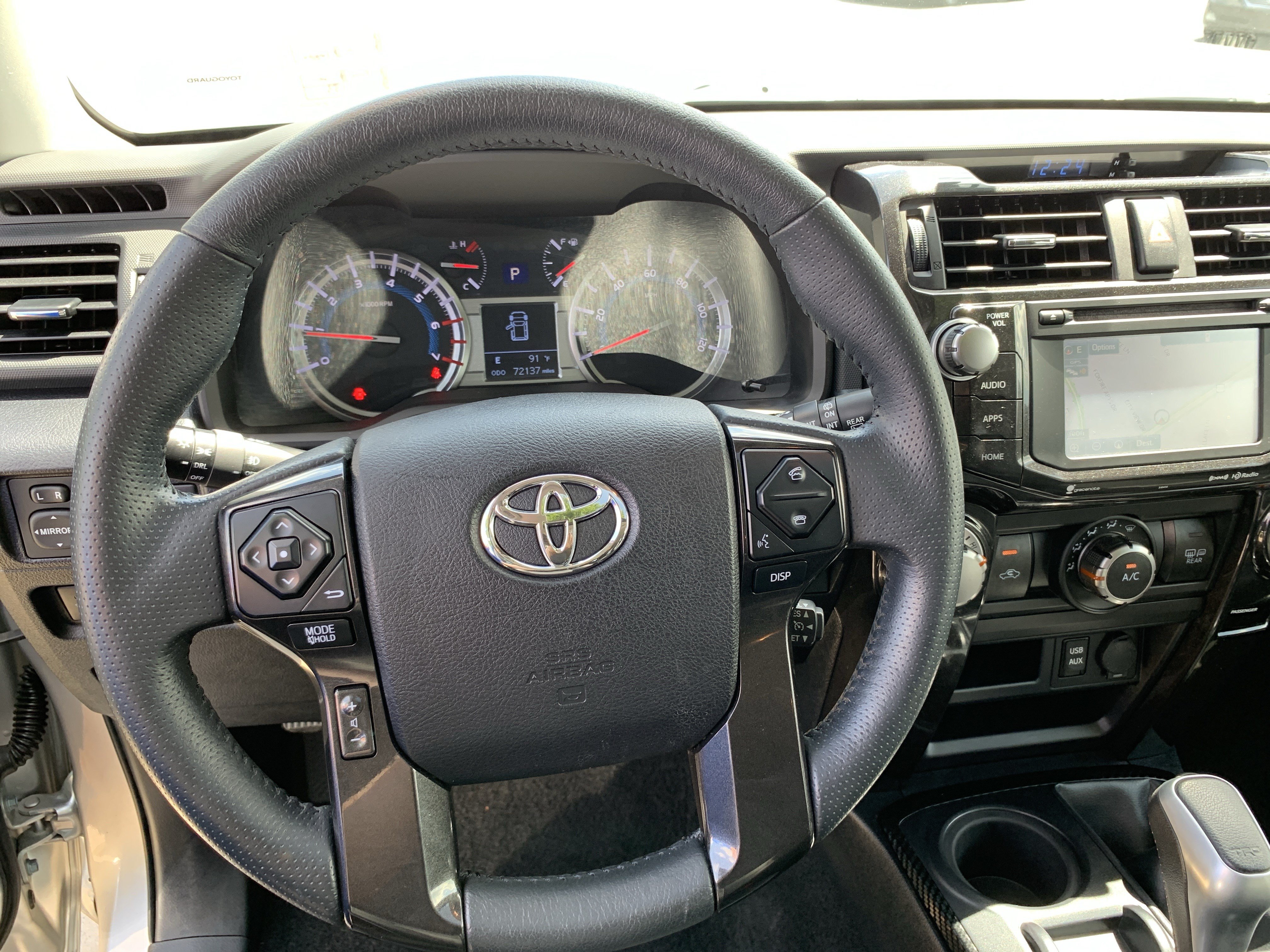 Used 2019 Toyota 4Runner TRD Off-Road Premium AWD/4WD image 18