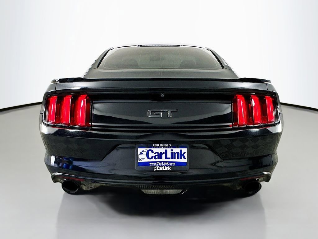 Used 2017 Ford Mustang GT RWD image 7