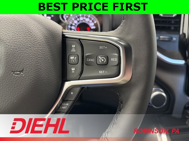 New 2026 RAM 1500 4x4 Crew Cab image 27