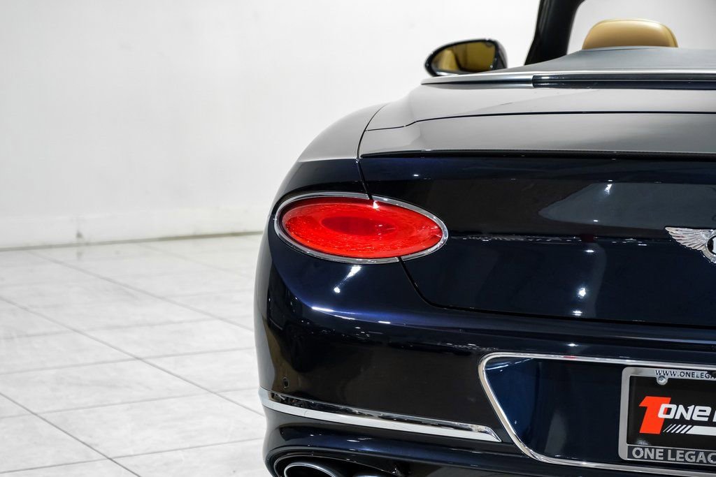 Used 2021 Bentley Continental GT image 43