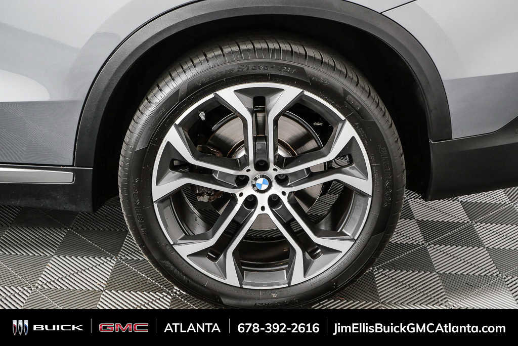 Used 2024 BMW X5 sDrive40i w/ Parking Assistance Package RWD image 34