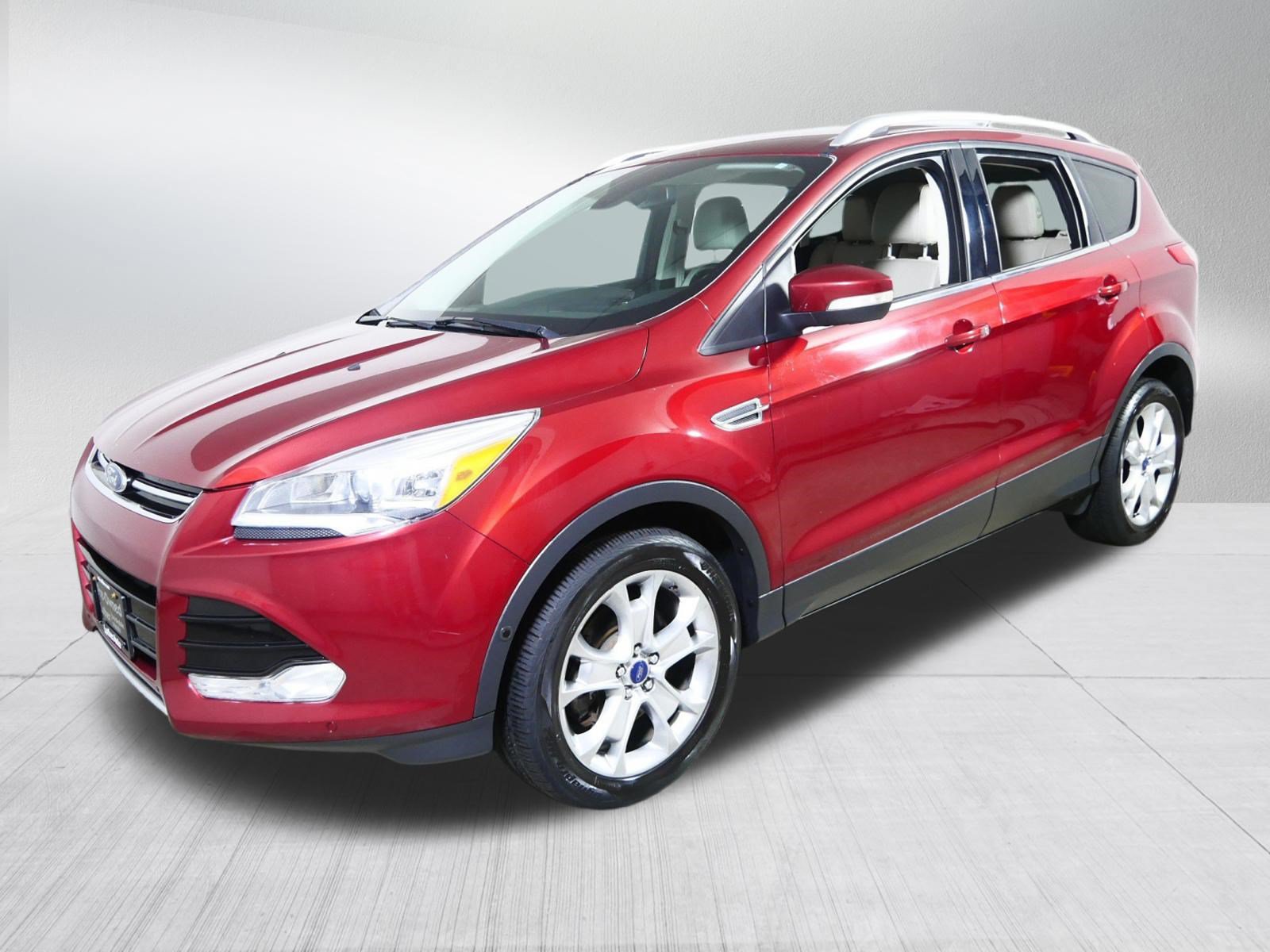Used 2016 Ford Escape Titanium w/ Equipment Group 301A AWD/4WD image 3