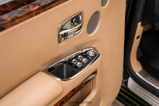 Used 2014 Rolls-Royce Ghost image 72