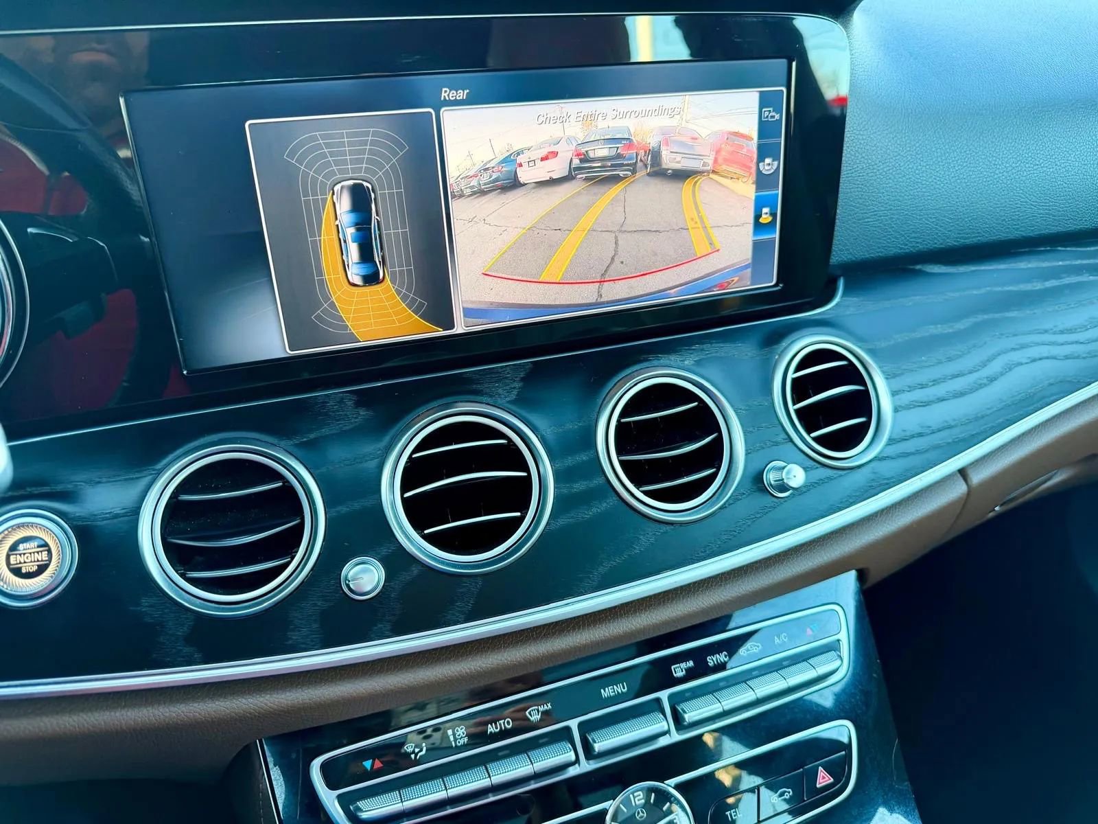 Used 2017 Mercedes-Benz E 300 4MATIC image 18