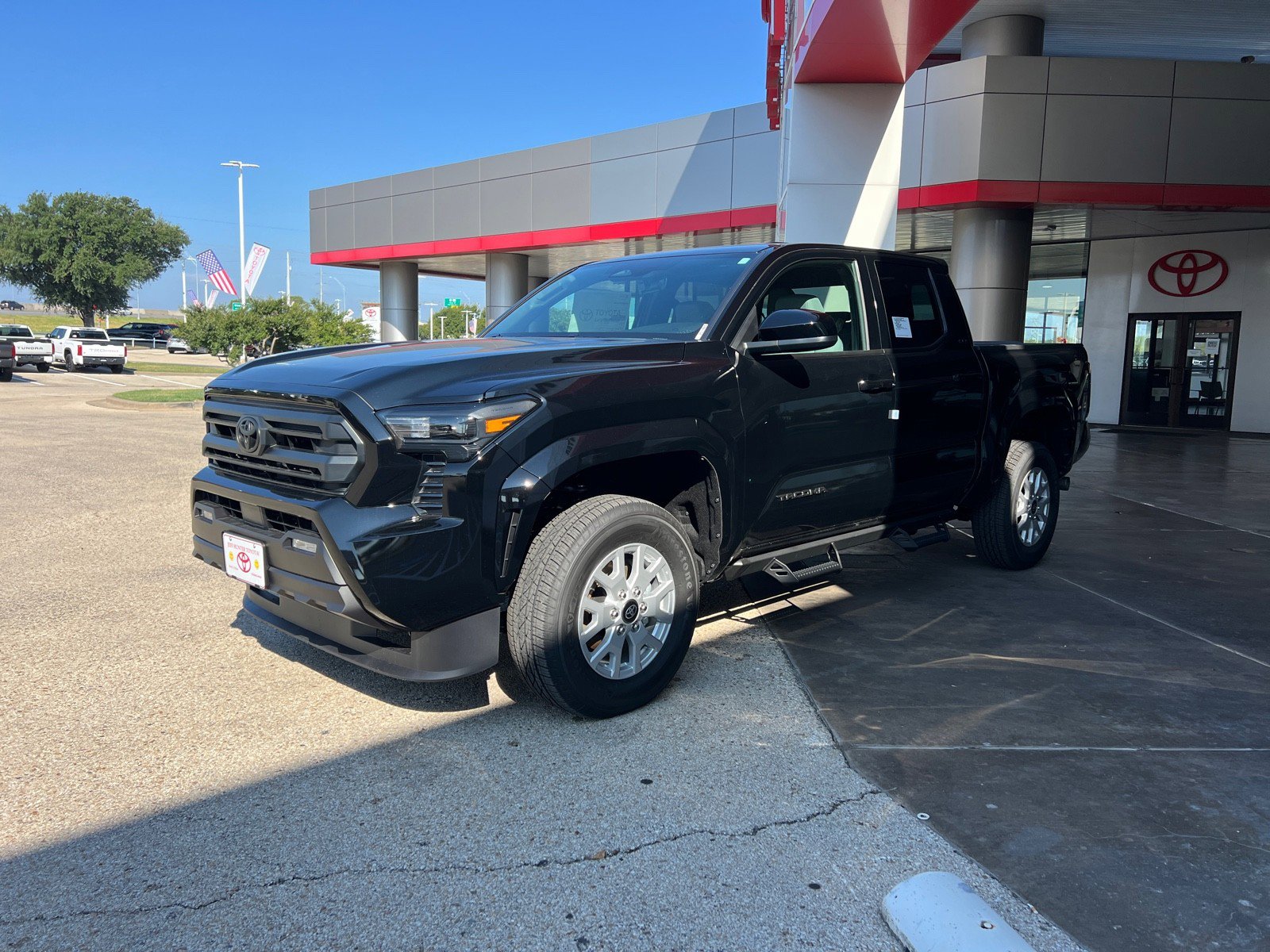 New 2025 Toyota Tacoma SR5 image 3
