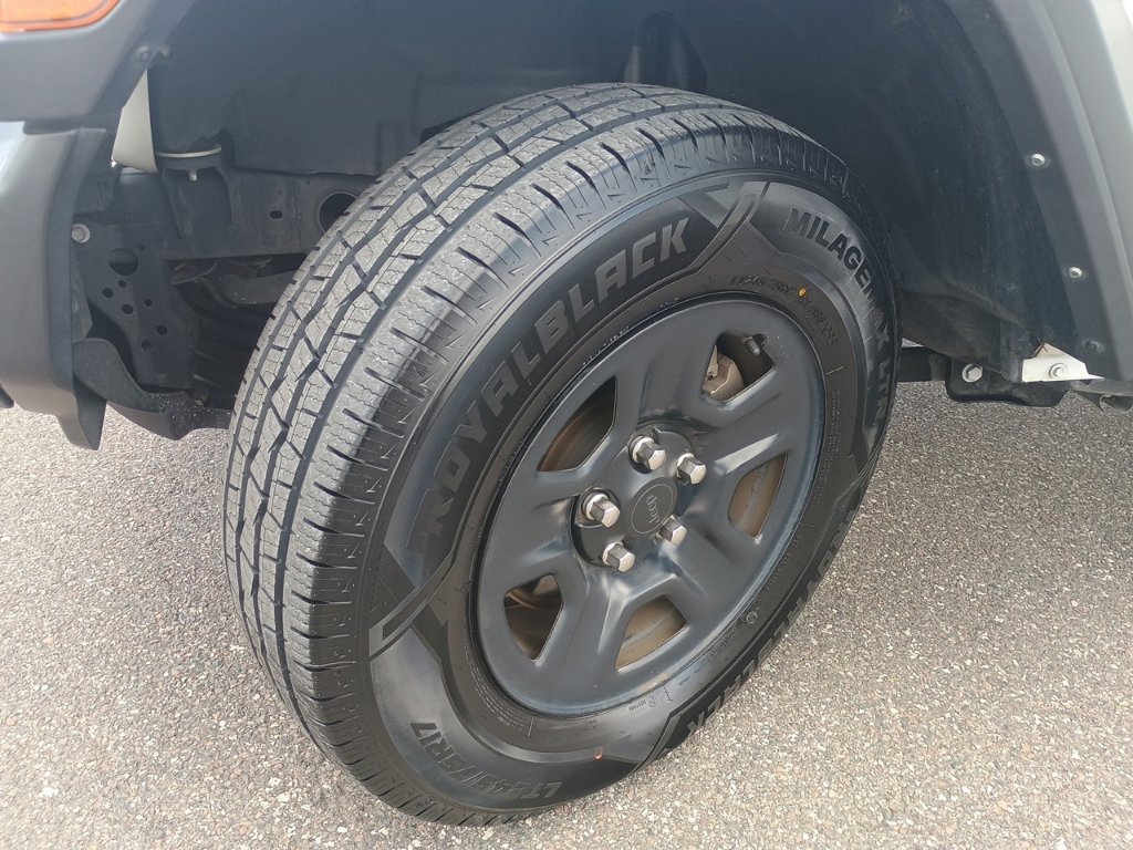 Used 2021 Jeep Wrangler Unlimited Sport AWD/4WD image 10