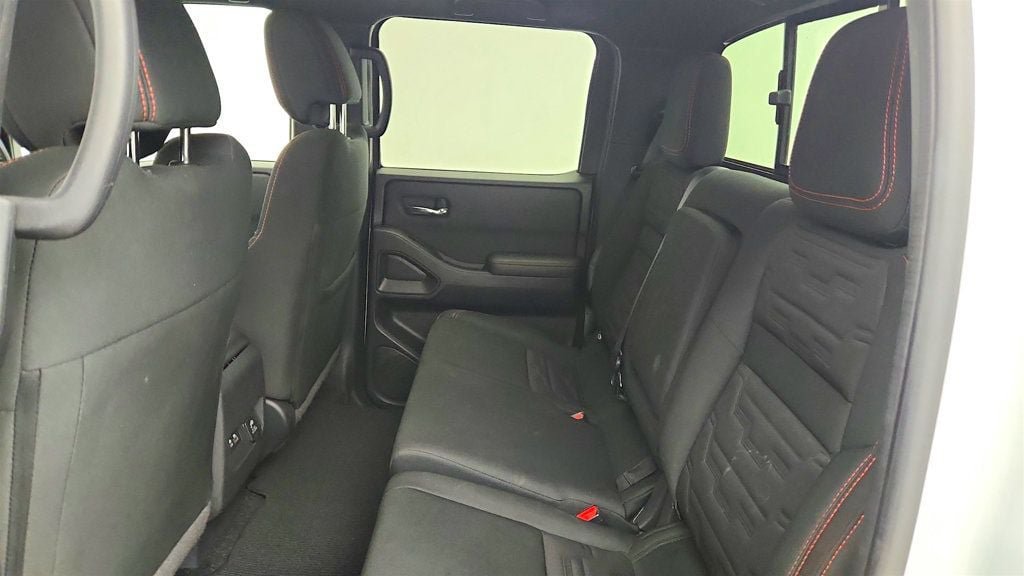 Used 2023 Nissan Frontier PRO-4X w/ Pro Convenience Package AWD/4WD image 19