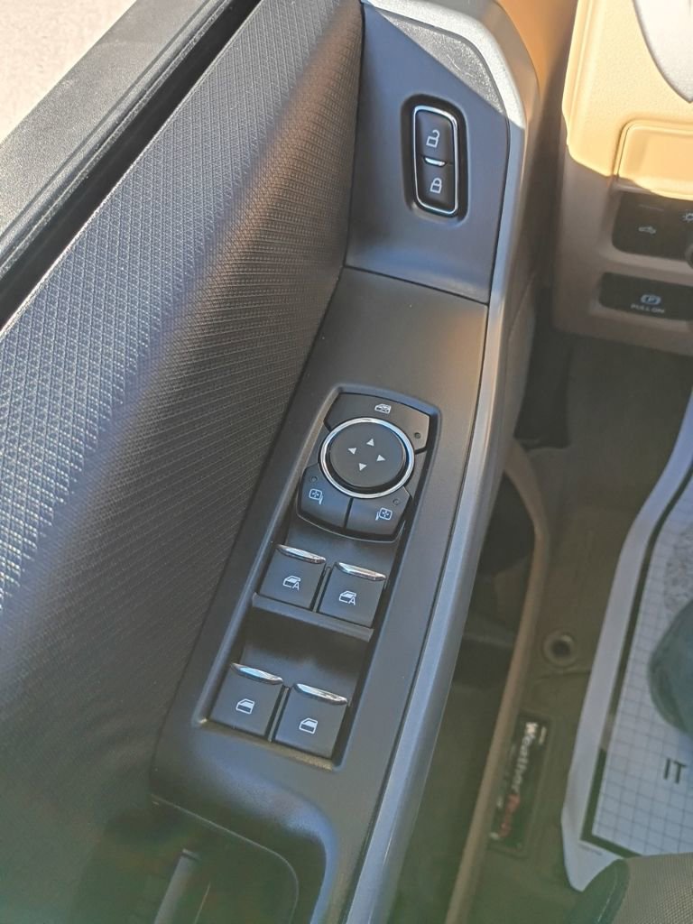 Used 2023 Ford F150 XLT image 14