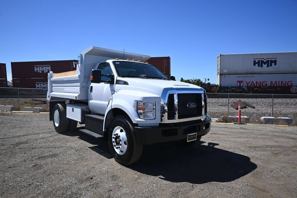 New 2027 Ford F650 2WD Regular Cab Super Duty image 2