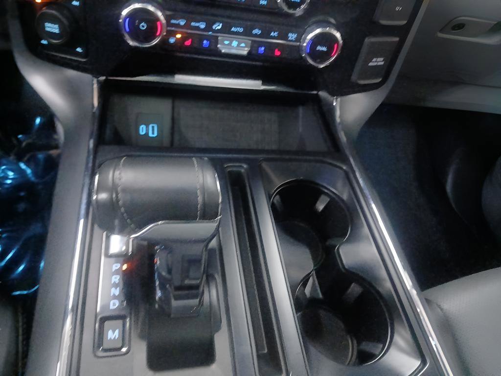 Certified 2022 Ford F150 Lariat w/ Equipment Group 502A High image 19