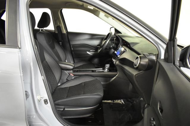 Certified 2023 Nissan Kicks SV image 31