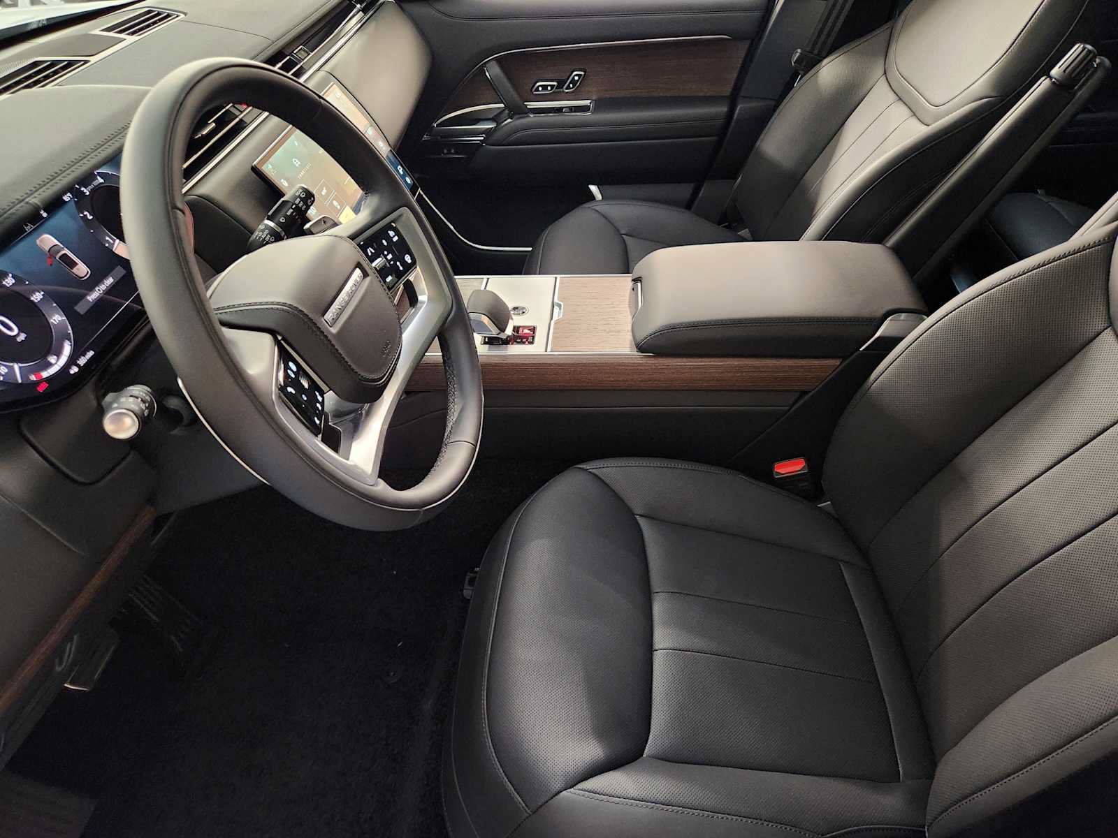 New 2026 Land Rover Range Rover SE AWD/4WD image 13