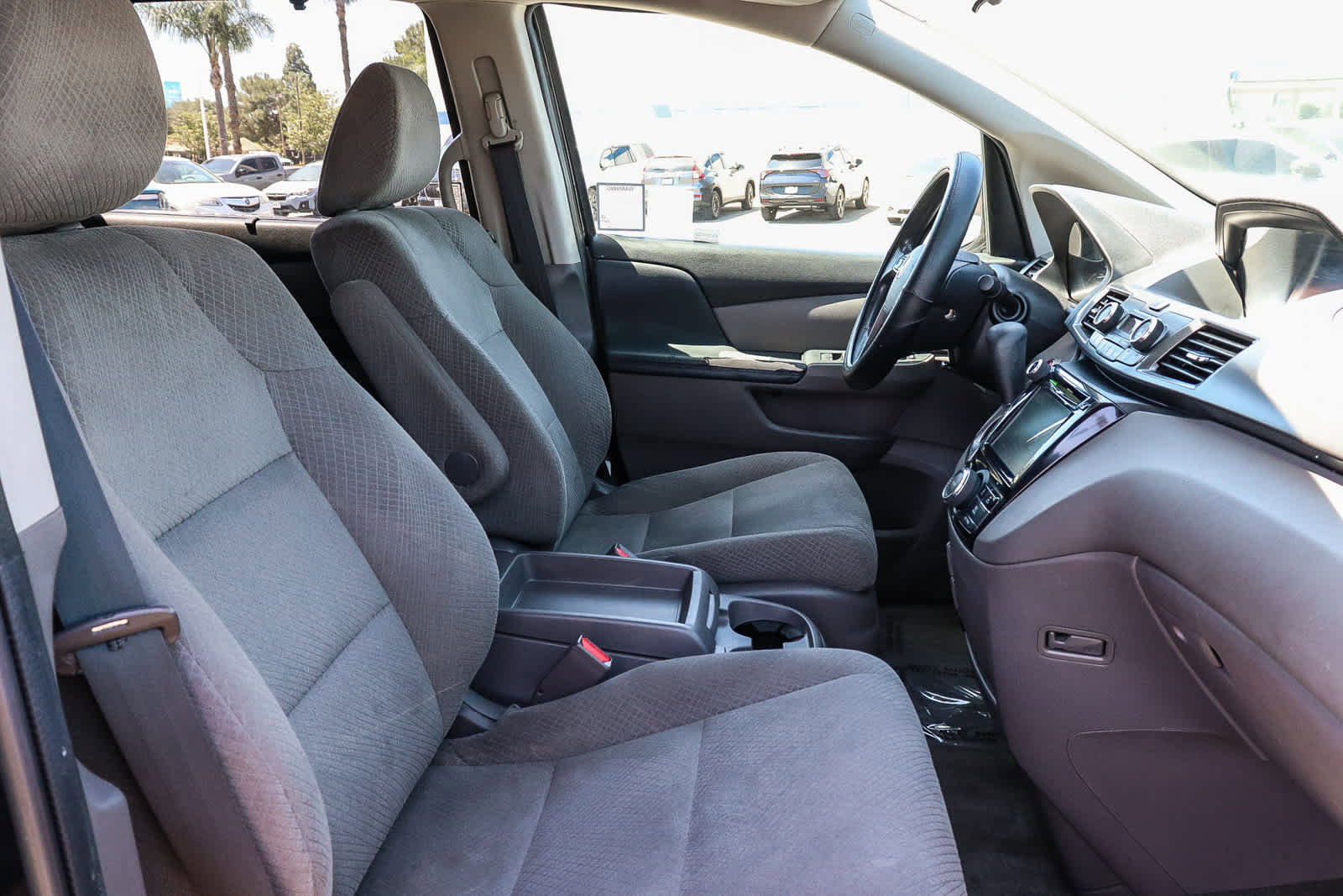 Used 2015 Honda Odyssey EX image 25